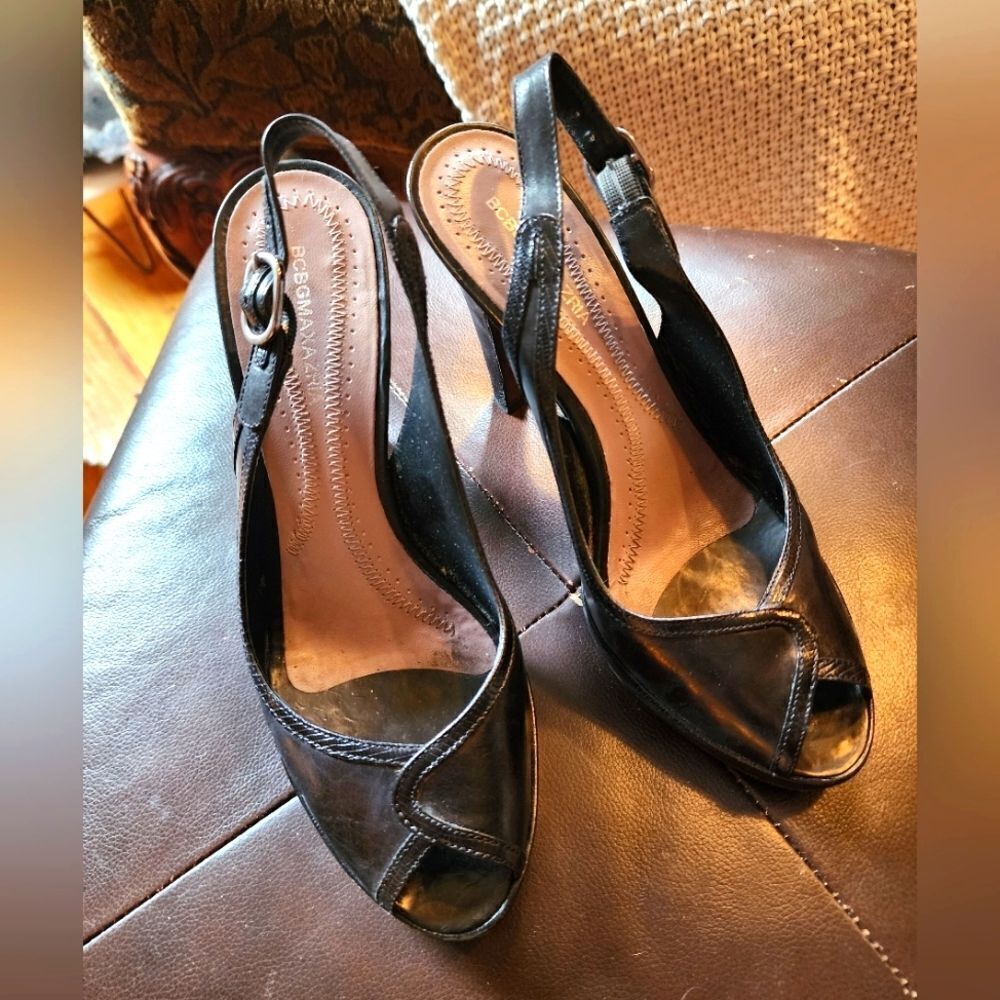 BCBG "Tisa" Black Open Toe Slingbacks 100% leather size 7.5